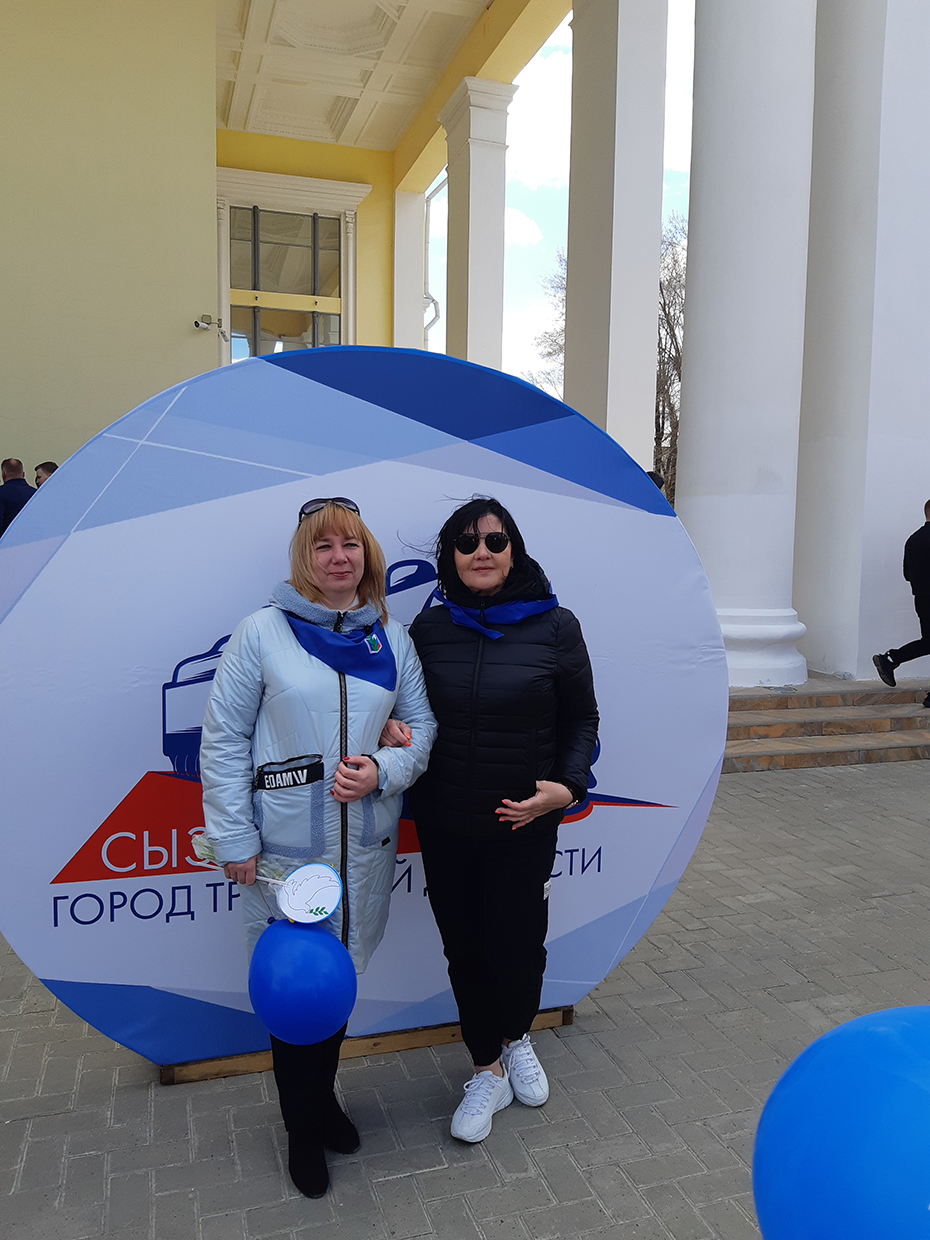 Праздничный митинг, посвященный Дню весны и труда.